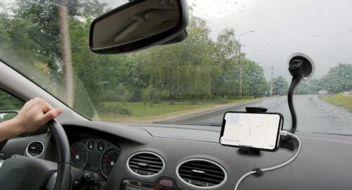 comparing windshield phone mounts macally vs iottie vs ugreen